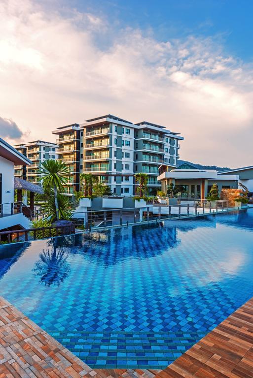 Chalong Miracle Lakeview Aparthotel Exterior photo